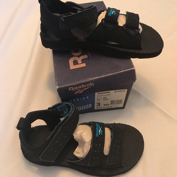 reebok beach sandals